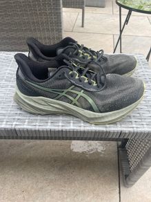 ASICS Novablast 3 lite