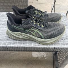 ASICS Novablast 3 lite