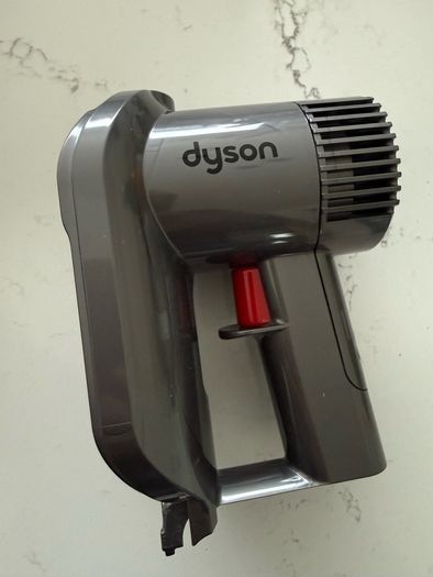 Dyson DC44