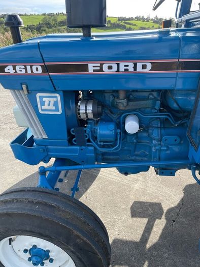 Ford 4610 with 40K box