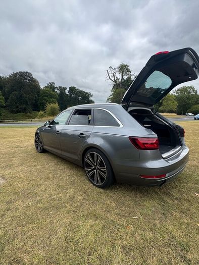 Audi A4 Avant S-line / Highest Spec  / Low Milage