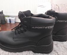 safety boots