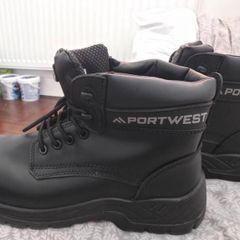 safety boots