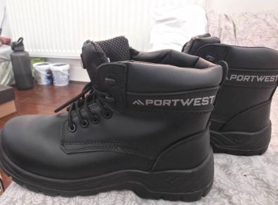safety boots