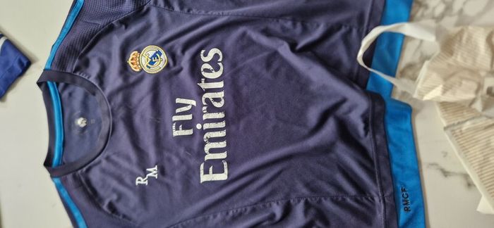 Football (soccer) jerseys (Free)