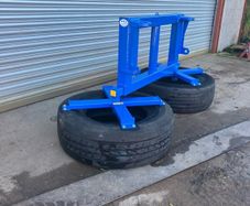 Silage wheel pushers