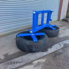 Silage wheel pushers
