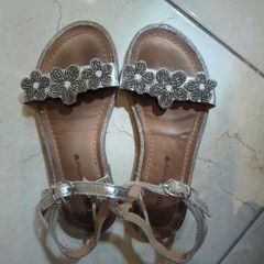 Girls sandals