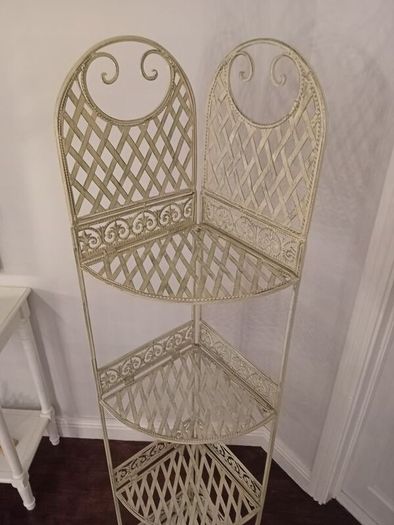 French Style Corner Shelf