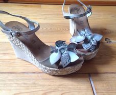 BN Size 37 (4) Wedge Sandals Brown / Turquoise