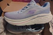 Ladies sketchers