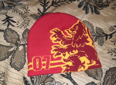 Harry Potter Gryffindor Reversible Beanie