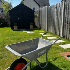Galvanised Heavy Duty Wheelbarrow 90L