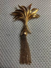 Vintage D Orlan 1200 brooch