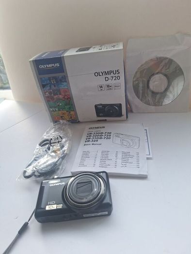 Olympus D-720 Digital Camera Boxed