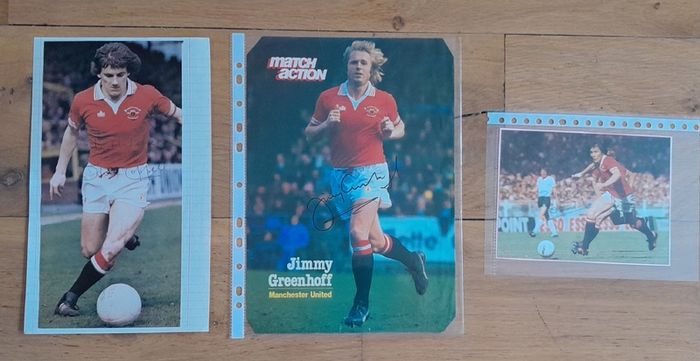 Manchester United Autographs - 1977 FA Cup Winners