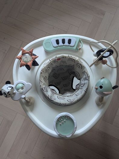 Tiny Love 5-in-1 Here I Grow Activity Center