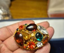 1950s - 1980s Vintage Sphinx Gold Tone Brooch Large Multi Stone Design Jewellery Statement Piece