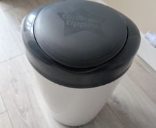Tommy Tippee Nappy Bin