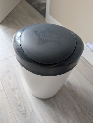 Tommy Tippee Nappy Bin