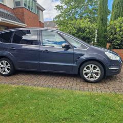 Ford S-Max -Titanium 2013