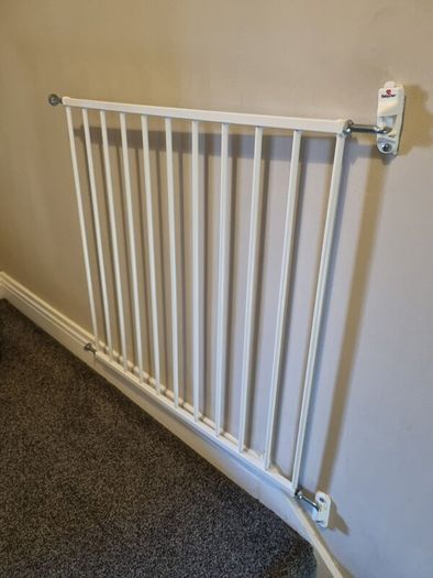 BabyDan screw-fit safety gate