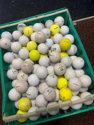 100 Golf Balls