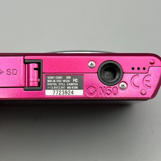 Sony Cyber-shot DSC-W530 14.1MP Digital Camera Pink