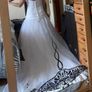 Wedding dress Image 2