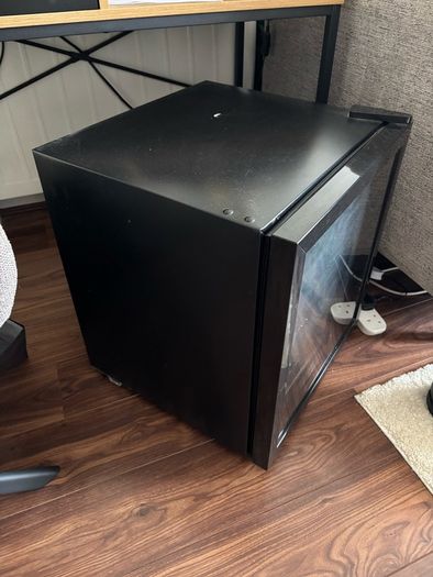 Wine Cooler/Beer Fridge