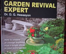 The Garden Revival Expert / Dr. D. G. Hessayon / 2004