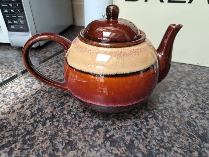 Teapot & Jug set