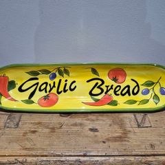 Ceramic garlic bread dish