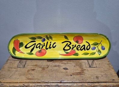 Ceramic garlic bread dish