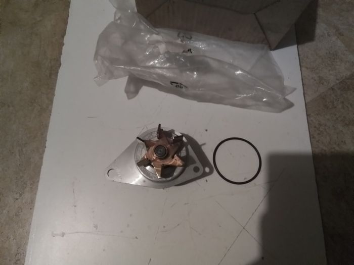 Peugeot 205 Water Pump