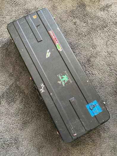 Kinsman Hard Case - Suit Strats/Teles