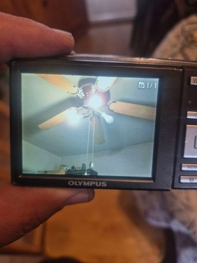 Olympus fe 4040 digital camera - 14 megapixel