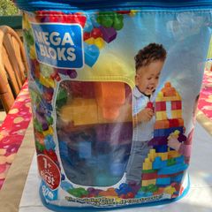 Bag of Mega Bloks (100) pieces! Suit as a Starter Kit.