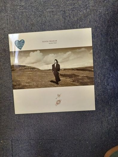 Tinata Tikaram Ancient heart lp