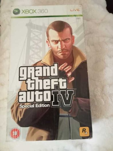 Grand Theft Auto IV Special Edition Xbox 360 - Complete Collector's Box Set