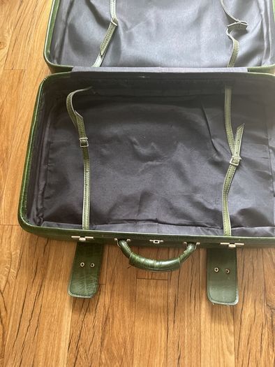 Vintage 70's Green Faux leather Suitcase VGC