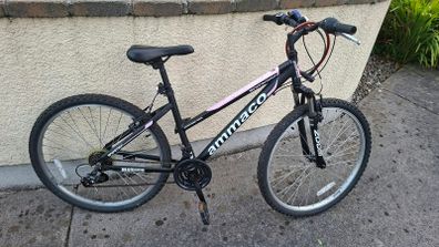 Girls bike