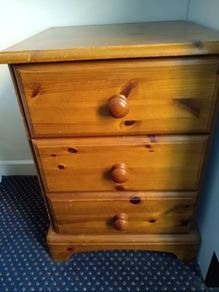 Small chest of drawers
