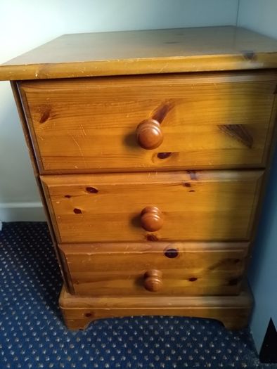 Small chest of drawers