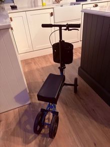 Knee wheeler