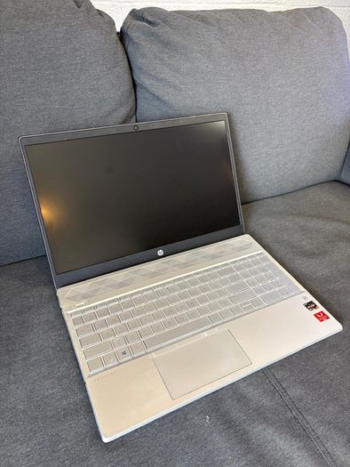 HP Pavilion 15 Ryzen 3 512gb 16gb