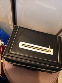 Estee Lauder beauty case