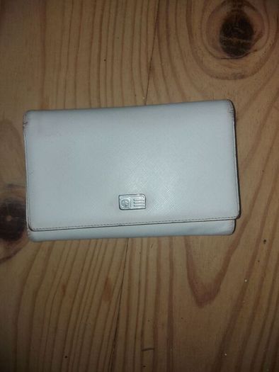 White purse