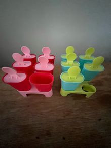 Ice lolly holders