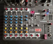 Allen & Heath Zedi-10fx mixer